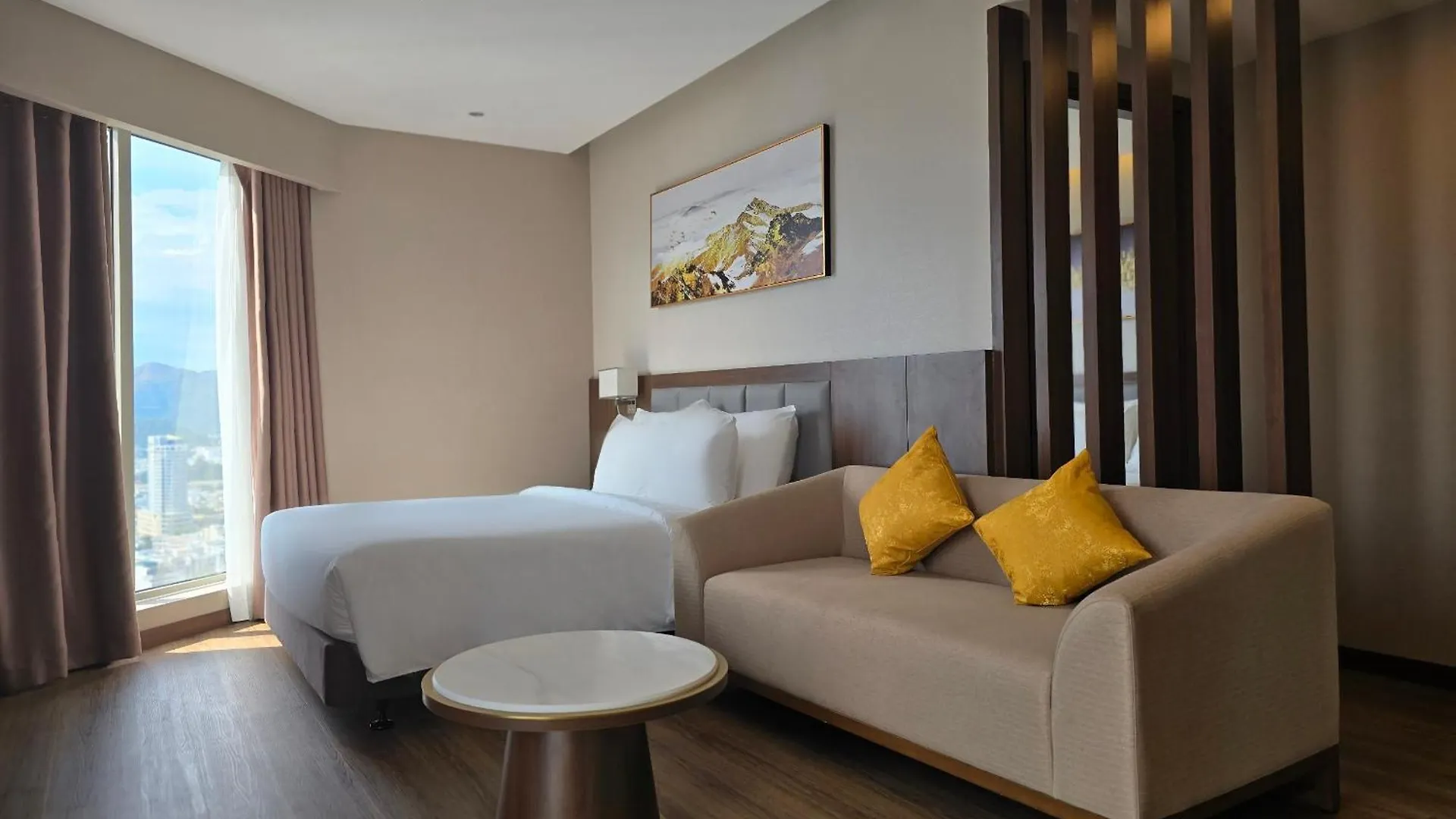 Annova Nha Trang Hotel 5*,